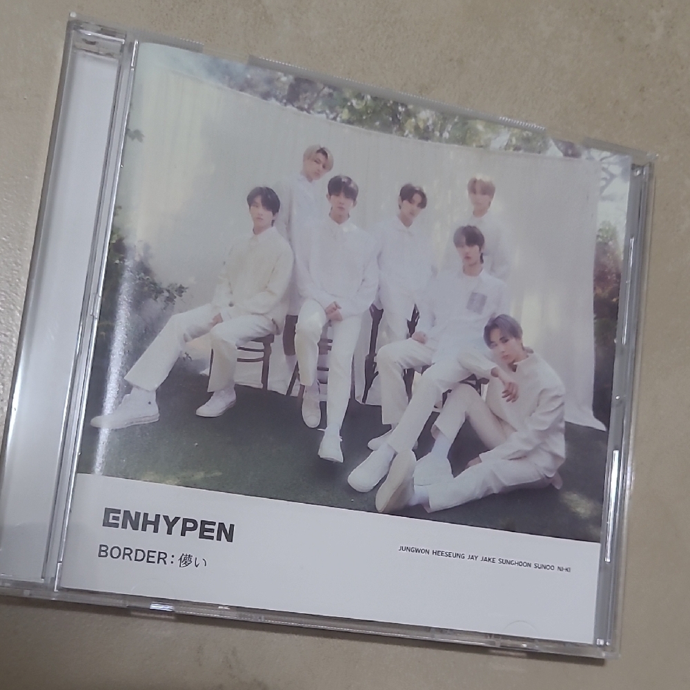 ENHYPEN 'BORDER: 儚い' Album